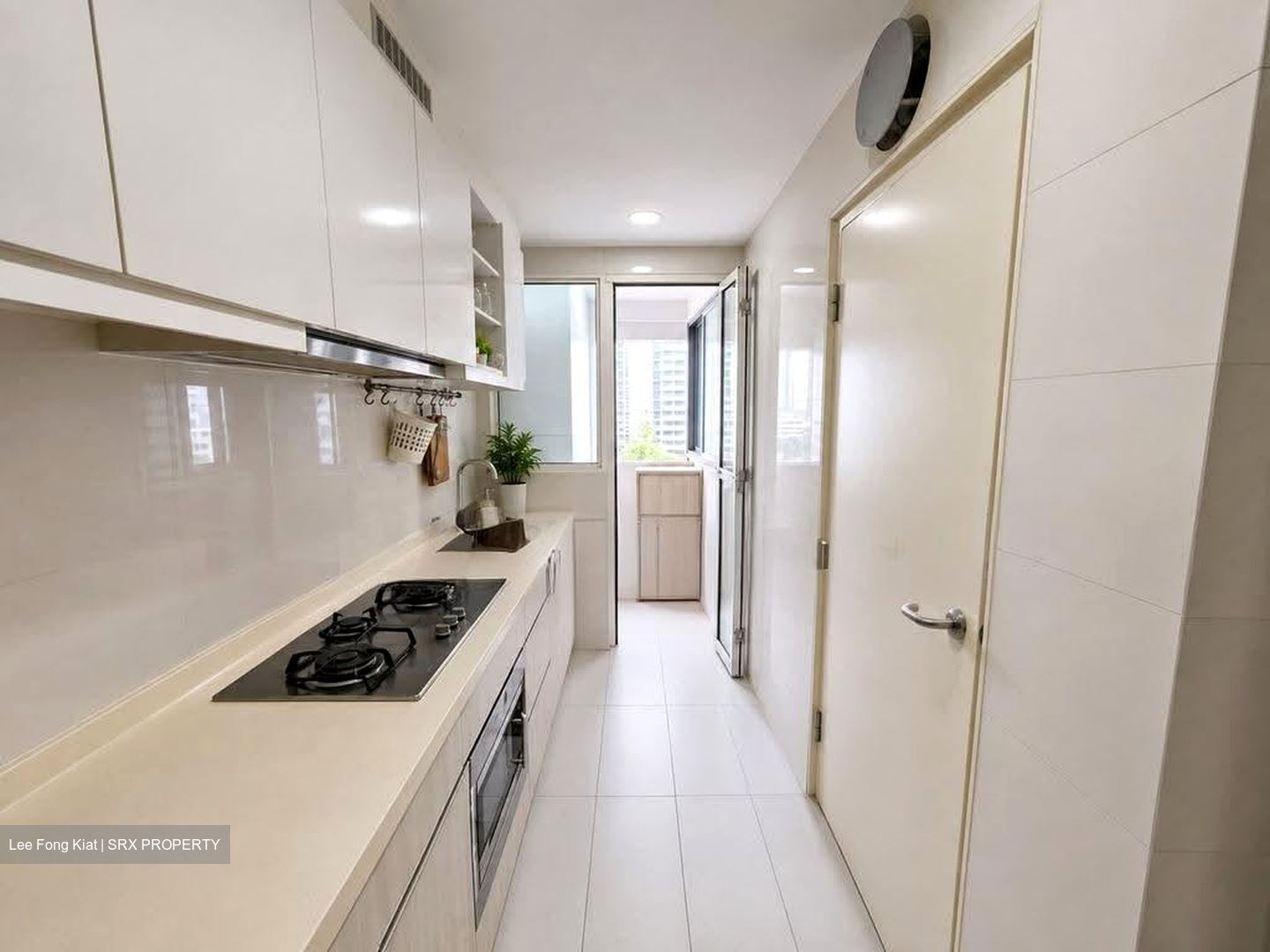 1 Canberra (D27), Condominium #637973061